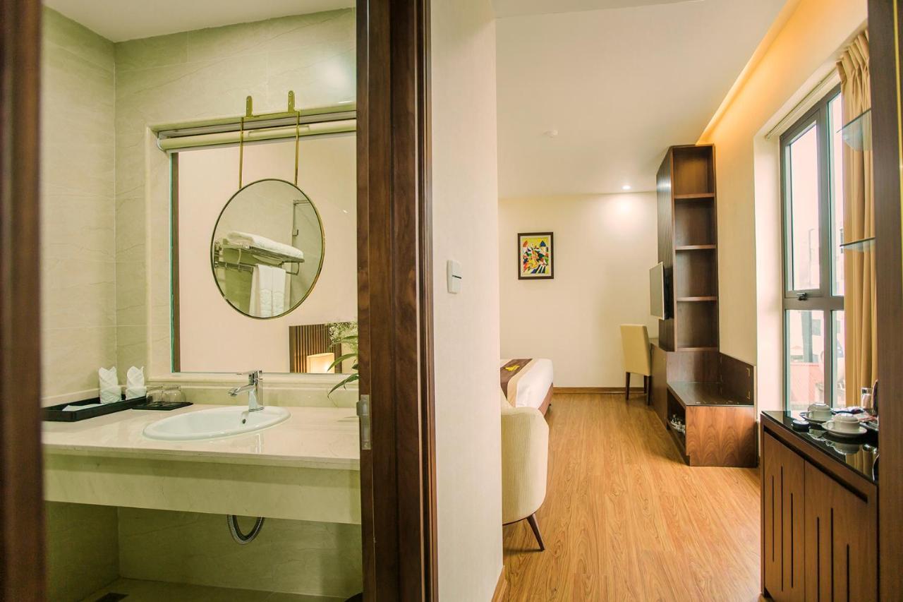 Luxury6 Hotel Mong Cai Exterior foto